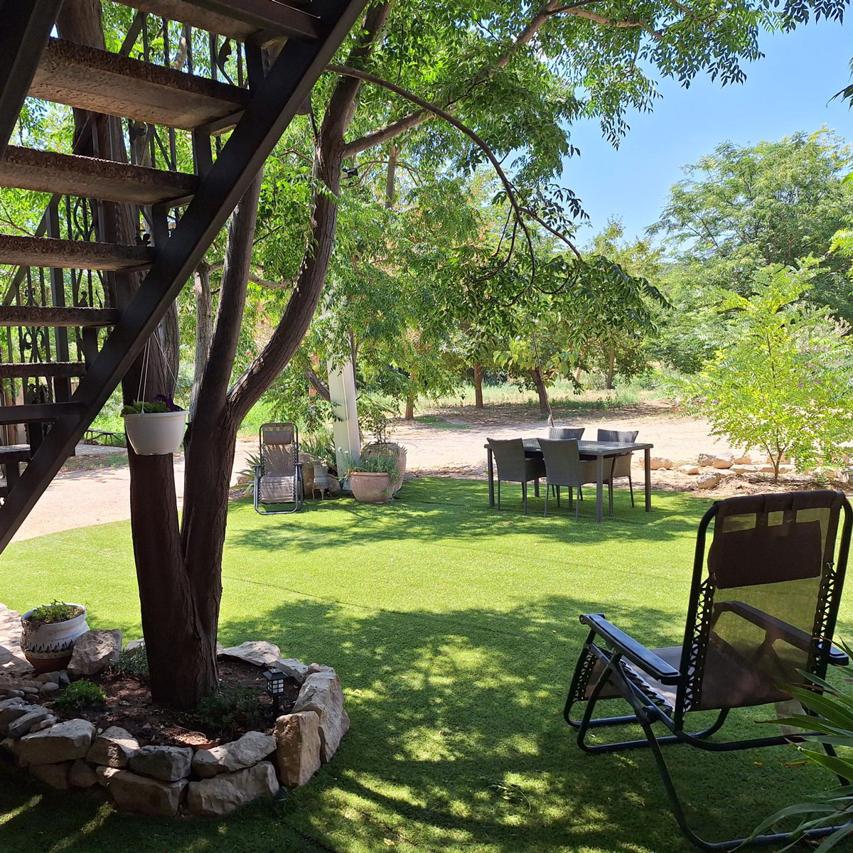 Fotografía del exterior de La Torre del Algas.